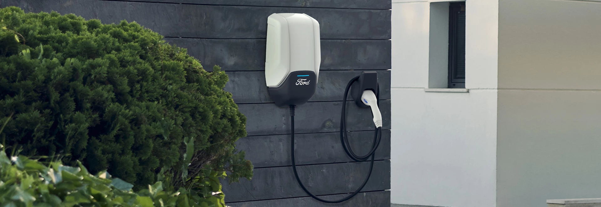 Ford announces ‘Charging Solutions’ ecosystem for its plug-in vehicles